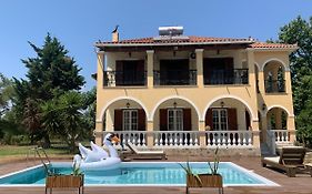 Villa Fos